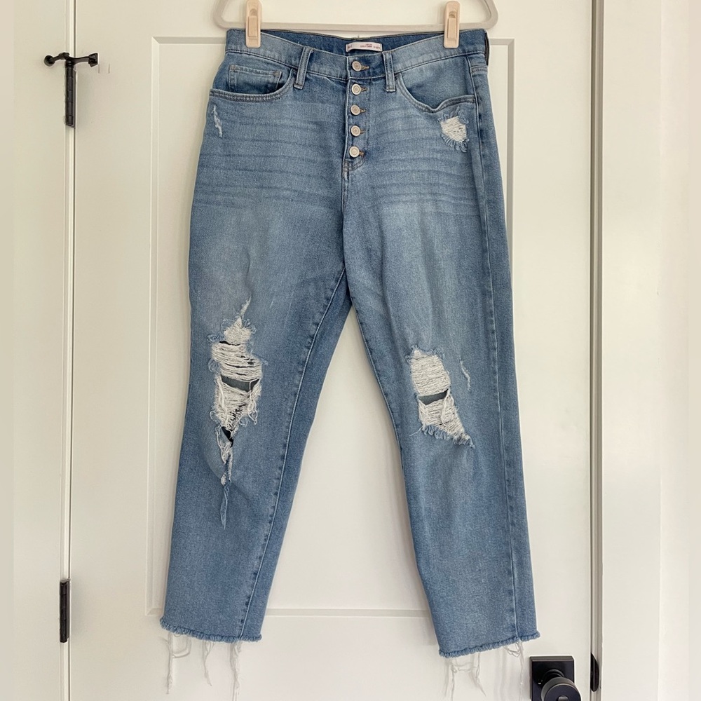Distressed High Rise Mom Jeans